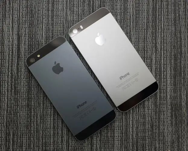 继CCD卡片机后iPhone 5S又爆火？这款小折叠拍照神器也不错(图3)